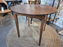 Load image into Gallery viewer, RAT Round Dining Table
