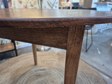 Load image into Gallery viewer, RAT Round Dining Table