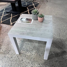 Load image into Gallery viewer, Melton Craft Memphis Square End Outdoor Table