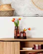 Load image into Gallery viewer, Narela Vase Small