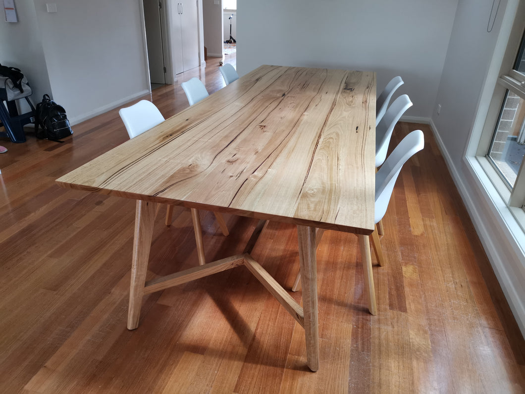 Scarl Dining Table