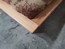 Load image into Gallery viewer, Platform Bed