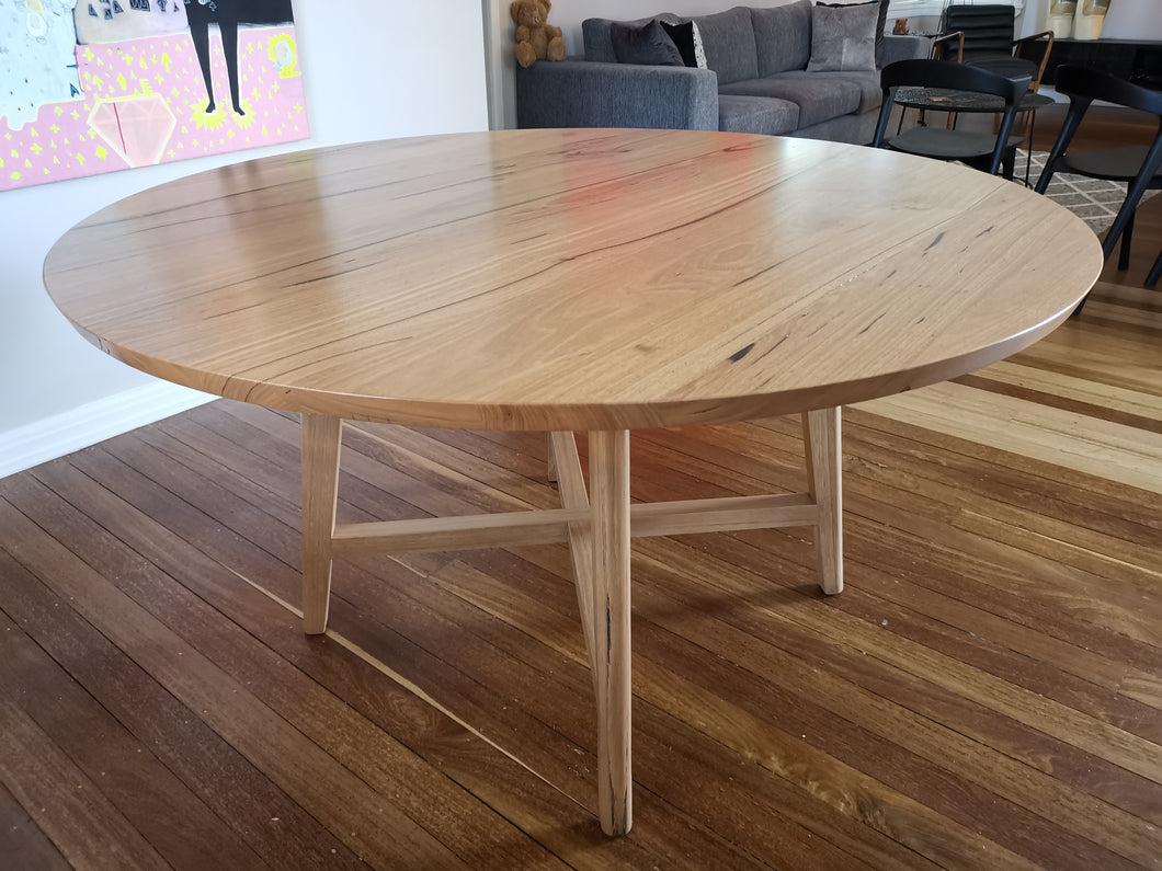 Scarl Round Dining Table