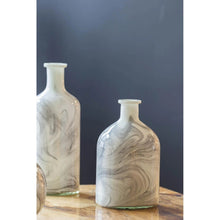 Load image into Gallery viewer, Svirla Vase
