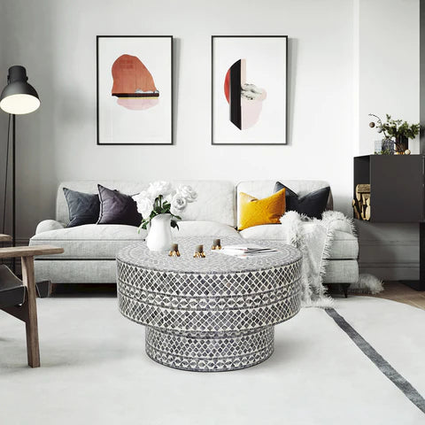 Capiz coffee store table